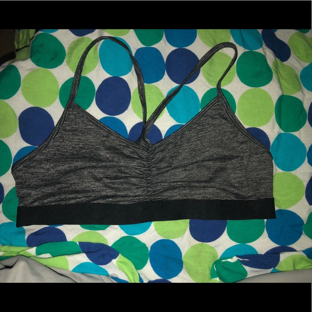 Striped Old Navy Active Light Support Sports Bra